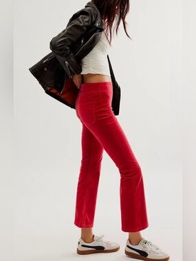 FREE PEOPLE In My Feelings Velvet Crop Slim Flare Pants Red M NWOT Retro Boho‎